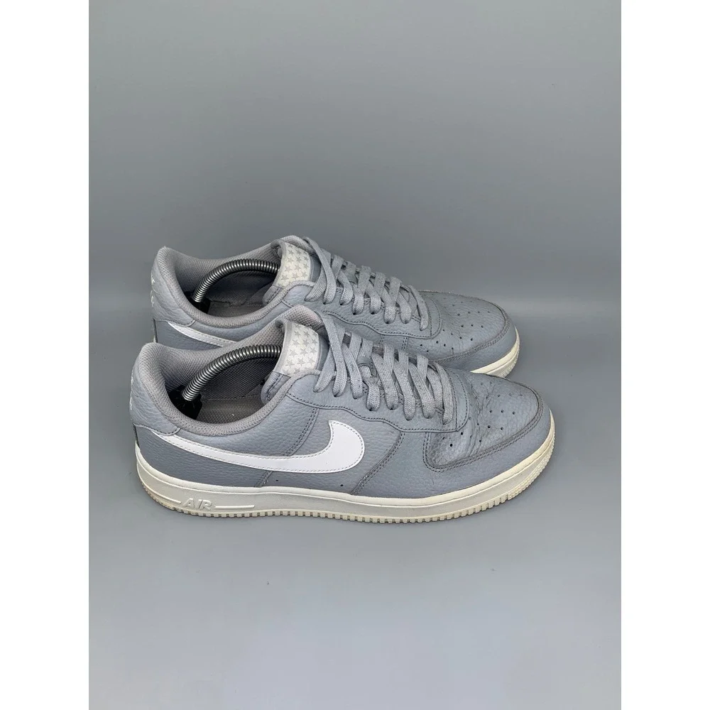 Nike Air Force 1 07 LV8 Stars‎ Gray White AA4083-013 Men's Sz 10